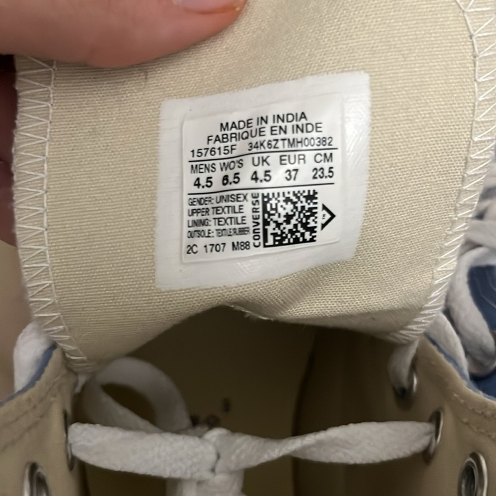 Converse - Picture 4 of 6
